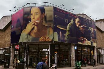 Lanac brze hrane ipak preporučuje da "ne ližete prste" Lanac brze hrane ipak preporučuje da "ne ližete prste"