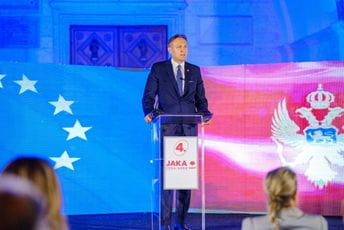 Krivokapić: Zaustavićemo bijeli trag u pravosuđu i upravi koja ruži ime Crne Gore Krivokapić: Zaustavićemo bijeli trag u pravosuđu i upravi koja ruži ime Crne Gore