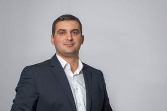 Rebronja: Prijedlog povećanja zarade zdravstvenim radnicima da dobije većinsku podršku u Skupštini Rebronja: Prijedlog povećanja zarade zdravstvenim radnicima da dobije većinsku podršku u Skupštini