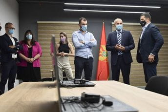 Janović: Realizovani svi planirani projekti na Cetinju Janović: Realizovani svi planirani projekti na Cetinju