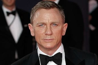 (VIDEO) Pogledajte kako Danijel Krejg đuska u reklami za Belvedere votku (VIDEO) Pogledajte kako Danijel Krejg đuska u reklami za Belvedere votku