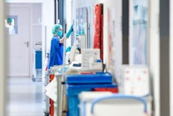 U Ukrajini skoro 2.000 novozaraženih, preminulo 39 ljudi