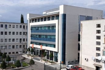 Vlada: O odluci o kriterijumima za državljanstvo kada se za to steknu uslovi Vlada: O odluci o kriterijumima za državljanstvo kada se za to steknu uslovi