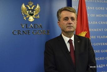 Nuhdožić: Svi tenderi javno objavljeni i sprovedeni  u transparentnom postupku Nuhdožić: Svi tenderi javno objavljeni i sprovedeni  u transparentnom postupku