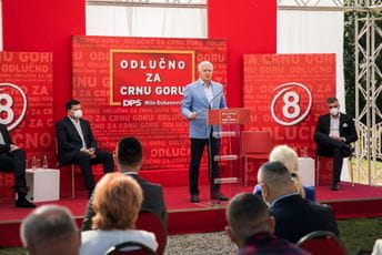 Marković: Pobijedićemo ubjedljivije nego ikad, a anticrnogorsku opoziciju poslati u političku prošlost! Marković: Pobijedićemo ubjedljivije nego ikad, a anticrnogorsku opoziciju poslati u političku prošlost!