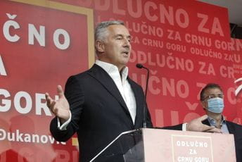 Đukanović: Politika DPS vodi Crnu Goru do evropskog životnog standarda Đukanović: Politika DPS vodi Crnu Goru do evropskog životnog standarda