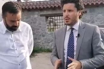 Abazović posjetio Pljevlja: Smanjimo tenzije, nema potrebe za konfliktima Abazović posjetio Pljevlja: Smanjimo tenzije, nema potrebe za konfliktima