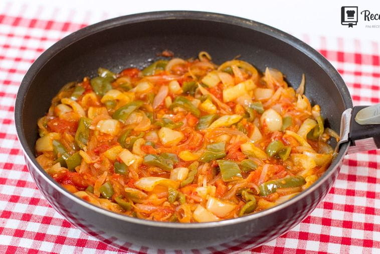 A za ručak: Sataraš, brzi recept za početnike A za ručak: Sataraš, brzi recept za početnike
