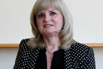 Dijete usvojio i bračni par koji već ima djecu Dijete usvojio i bračni par koji već ima djecu