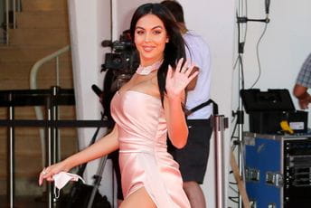 Georgina Rodrigez zablistala na Venecijanskom filmskom festivalu Georgina Rodrigez zablistala na Venecijanskom filmskom festivalu