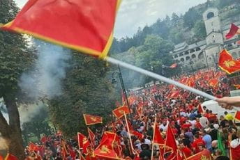 Đurović: Crna Gora na odloženo Đurović: Crna Gora na odloženo