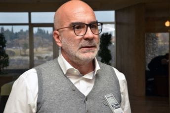 Mugoša više nije v.d. predsjednika Ljekarske komore, mijenja ga Kenan Erović Mugoša više nije v.d. predsjednika Ljekarske komore, mijenja ga Kenan Erović