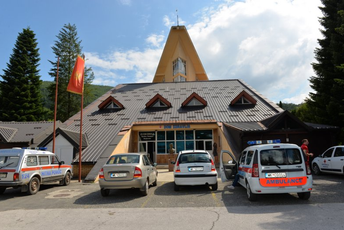 Mojkovac: Dvije medicinske sestre i vozač inficirani koronavirusom Mojkovac: Dvije medicinske sestre i vozač inficirani koronavirusom