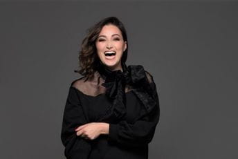 Pozitivna, glasna & strastvena Andrea AKOVIĆ, glumica