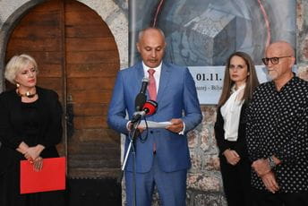 Otvorena izložba Luke Lagatora povodom 55 godina stvaralaštva Otvorena izložba Luke Lagatora povodom 55 godina stvaralaštva