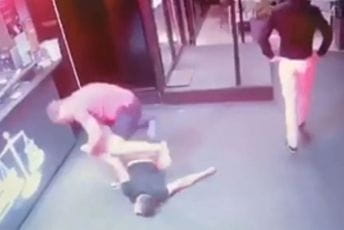 MUP Srbije demantuje da je pretučeni mladić iz Novog Sada preminuo MUP Srbije demantuje da je pretučeni mladić iz Novog Sada preminuo