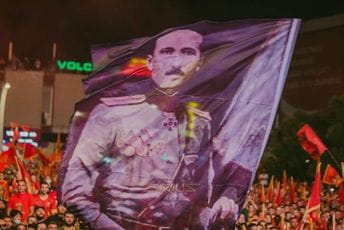 Na današnji dan rođen Krsto Zrnov Popović Na današnji dan rođen Krsto Zrnov Popović