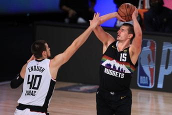 Jokić razbio Kliperse i izborio sedmi meč za Denver (VIDEO) Jokić razbio Kliperse i izborio sedmi meč za Denver (VIDEO)