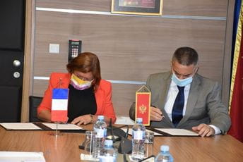 Veljović i Tudik Gaborit potpisali sporazum o donaciji Veljović i Tudik Gaborit potpisali sporazum o donaciji