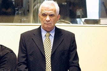 Preminuo Momčilo Krajišnik Preminuo Momčilo Krajišnik