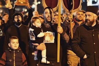 Uhapšeni Ivanović poznat kao istaknuti litijaš i podržavalac Prave Crne Gore Uhapšeni Ivanović poznat kao istaknuti litijaš i podržavalac Prave Crne Gore