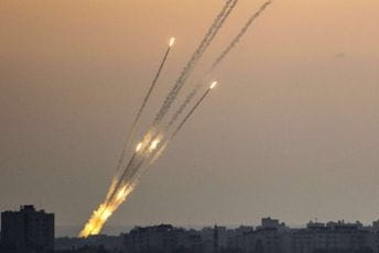 Dvije rakete ispaljene na Izrael, ima ranjenih Dvije rakete ispaljene na Izrael, ima ranjenih