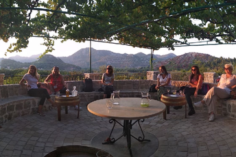 Organizovano studijsko putovanje u okviru EU projekta ADRION 5 Senses Organizovano studijsko putovanje u okviru EU projekta ADRION 5 Senses