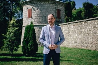 Da li je Srpska pravoslavna crkva u Crnoj Gori hrišćanska? Da li je Srpska pravoslavna crkva u Crnoj Gori hrišćanska?