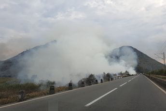Požar na Vranjini (FOTO) Požar na Vranjini (FOTO)