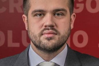 Nikolić: Dačić negira, a Dritan potvrđuje miješanje Srbije u izborni proces u Crnoj Gori Nikolić: Dačić negira, a Dritan potvrđuje miješanje Srbije u izborni proces u Crnoj Gori