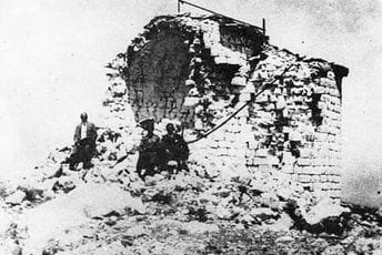 Зашто Амфилохије жели обнову Александрове капеле? Зашто Амфилохије жели обнову Александрове капеле?