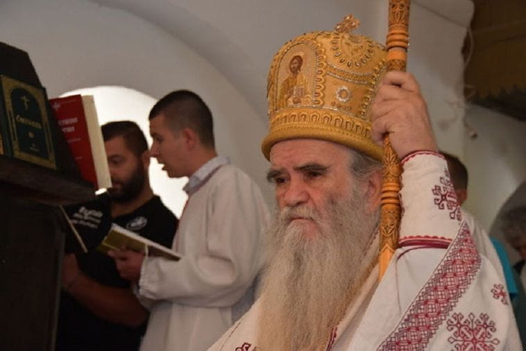 Bečić poželio Amfilohiju brzo ozdravljenje Bečić poželio Amfilohiju brzo ozdravljenje