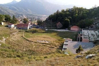 LOVĆENSKI MEDALJONI: Dva njeguška ponora