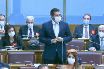 Demagogija i populizam na djelu Demagogija i populizam na djelu