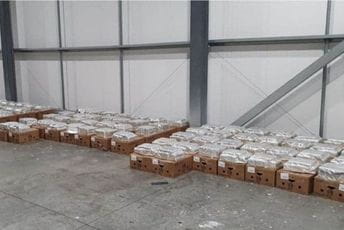 Britanska policija zaplijenila tonu kokaina vrijednog 128 miliona dolara Britanska policija zaplijenila tonu kokaina vrijednog 128 miliona dolara