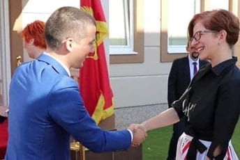 Čestitke Bečiću iz Ujedinjenih nacija u Crnoj Gori Čestitke Bečiću iz Ujedinjenih nacija u Crnoj Gori