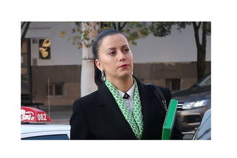 Lakićević-Đuranović plagirala specijalistički rad Drinčića, treba da uplati 2.500 eura Lakićević-Đuranović plagirala specijalistički rad Drinčića, treba da uplati 2.500 eura