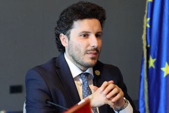 Abazović: Vjerujem da će plodna saradnja sa Amerikom biti još bolja Abazović: Vjerujem da će plodna saradnja sa Amerikom biti još bolja