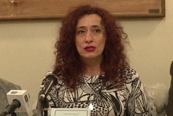 Pozdravno obraćanje dekanke Filološkog fakulteta Tatjane Jovović brucošima Pozdravno obraćanje dekanke Filološkog fakulteta Tatjane Jovović brucošima