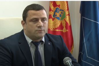 Učenje na daljinu unaprijeđeno modulom BigBlueButton Učenje na daljinu unaprijeđeno modulom BigBlueButton