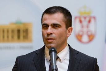 Milićević: Nikolić pokušava da diskredituje Dačića jer je gubitak vlasti bolan Milićević: Nikolić pokušava da diskredituje Dačića jer je gubitak vlasti bolan