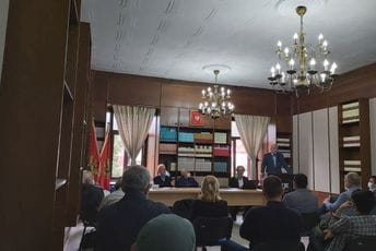 Filozof Milenko Perović predsjednik crnogorskog PEN-a Sa sjednice Skupštine PEN centra