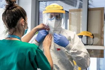 Iscrpljenost medicinskog kadra ne čudi Iscrpljenost medicinskog kadra ne čudi