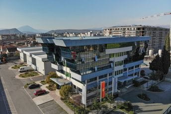 Radovi u Ulici braće Ribar na Koniku nastaviće se tokom sljedeće sedmice ukoliko dozvole vremenske prilike Radovi u Ulici braće Ribar na Koniku nastaviće se tokom sljedeće sedmice ukoliko dozvole vremenske prilike