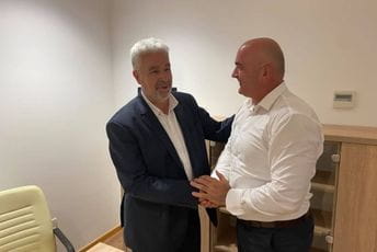 Joković s Krivokapićem: Kadrovska rješenja dogovoriti prilikom prvog kruga zajedničkih pregovora Joković s Krivokapićem: Kadrovska rješenja dogovoriti prilikom prvog kruga zajedničkih pregovora