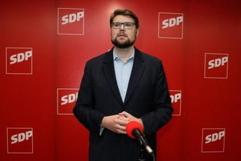 Grbin zahvalio Braliću na čestikama i dobrim željama Grbin zahvalio Braliću na čestikama i dobrim željama