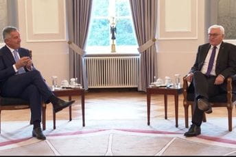 Đukanović: Duboka zahvalnost Njemačkoj i predsjedniku Štajnmajeru lično za podršku Crnoj Gori i regionu Đukanović: Duboka zahvalnost Njemačkoj i predsjedniku Štajnmajeru lično za podršku Crnoj Gori i regionu