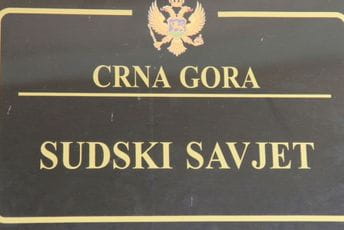 Sutkinje traže da idu u penziju kad i muške kolege Sutkinje traže da idu u penziju kad i muške kolege