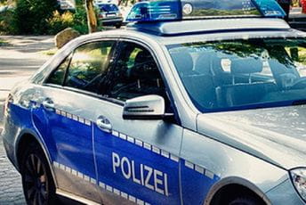 Hrvat uhapšen u Njemačkoj, osumnjičen da je mačetom ubio brata Hrvat uhapšen u Njemačkoj, osumnjičen da je mačetom ubio brata