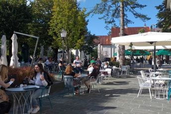 Kontrola poštovanja mjera u ugostiteljskim objektima na Cetinju redovna, ali evidentan pad prometa Kontrola poštovanja mjera u ugostiteljskim objektima na Cetinju redovna, ali evidentan pad prometa